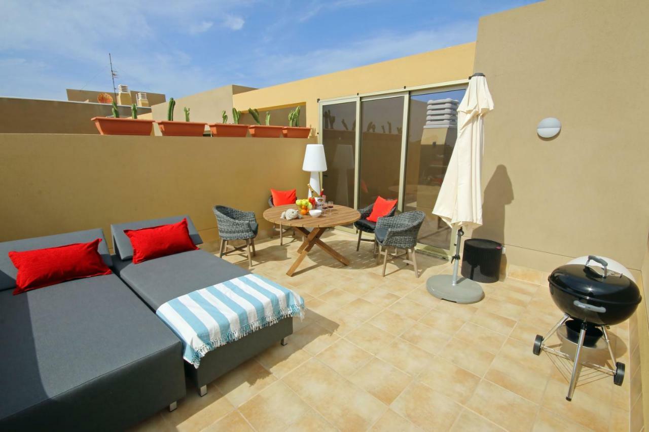 Ferienwohnung La Perla By Rentmedano Superb Luxury Duplex, Private Roof Terrace, Ocean View, Pool, Wifi And Parking El Médano Exterior foto
